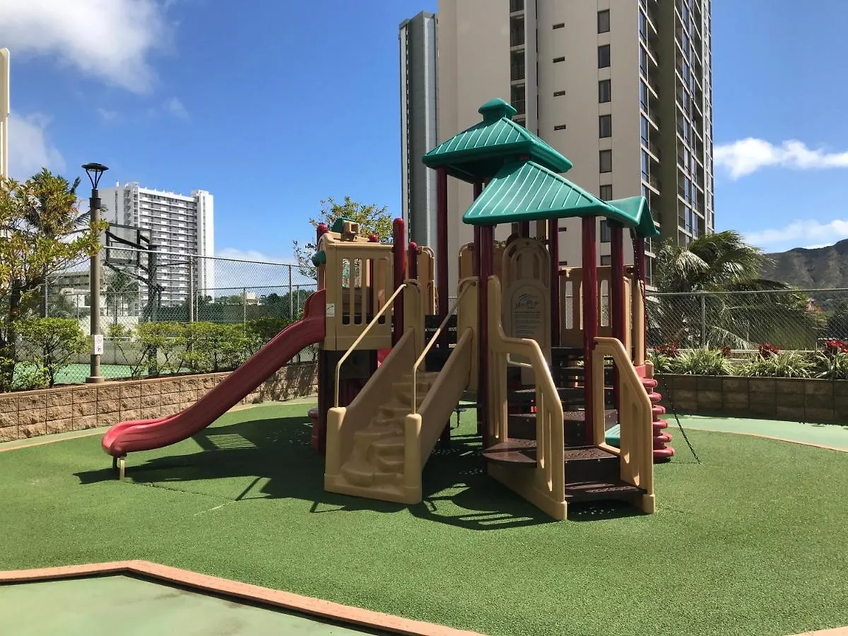 1Br Condo With Beautiful Mountain Views And Free Parking! Honolulu Apartment
