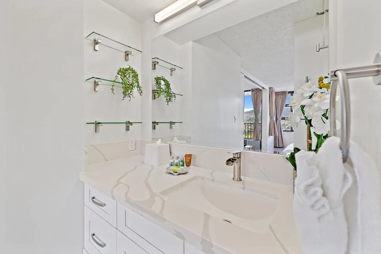 1Br Condo With Beautiful Mountain Views And Free Parking! Honolulu