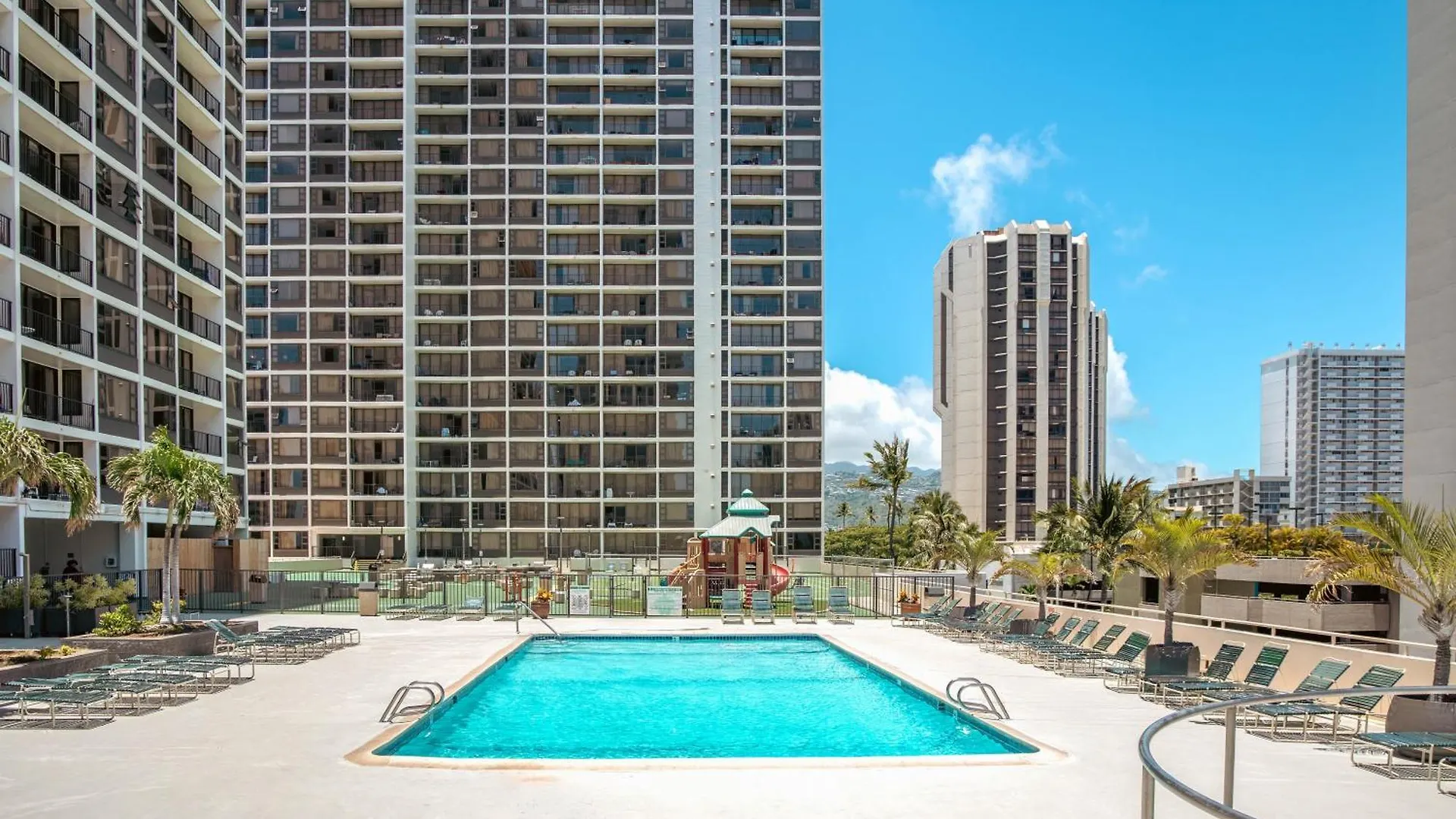 1Br Condo With Beautiful Mountain Views And Free Parking! Honolulu 0*,  United States